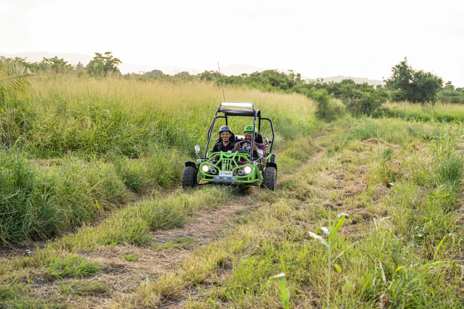 13a133_2fb0e7c18bec40e0ba672c296011446b~mv2