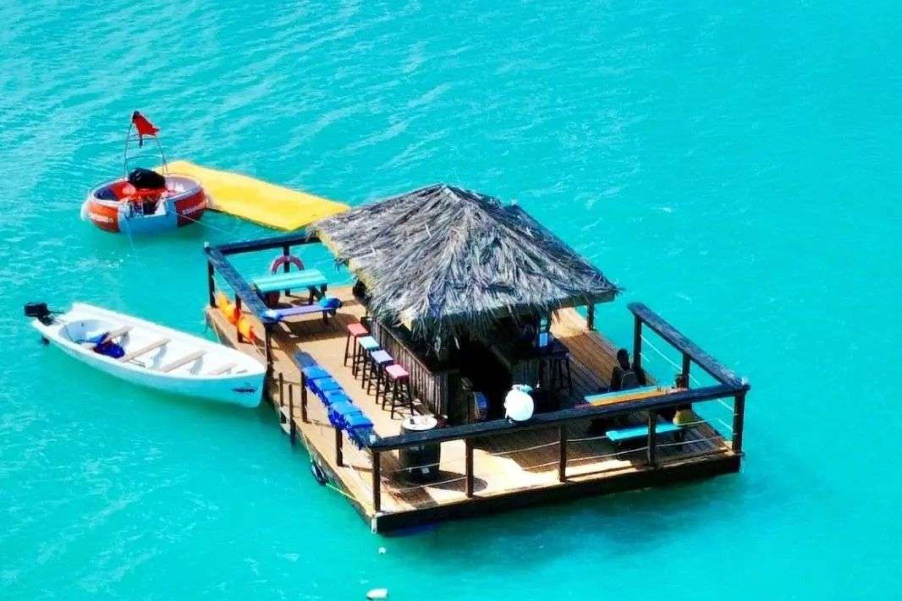 403887761_1354323271849979_1544808369858283086_n