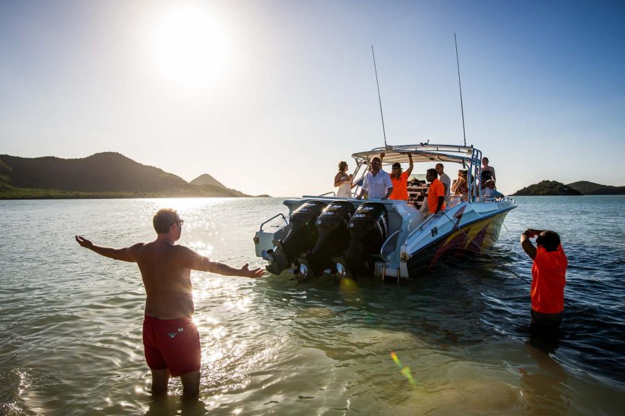 Thriller Boat – Half-Day Escape Afternoon Tour